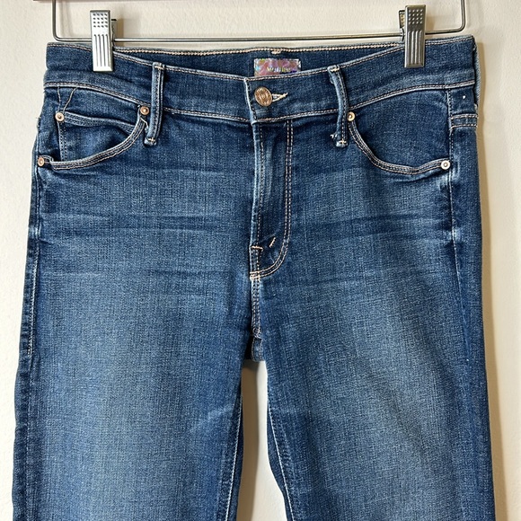 MOTHER Jeans The Runaway Fray in Girl Crush | Size 28 | Flare Raw Hem - Picture 9 of 16